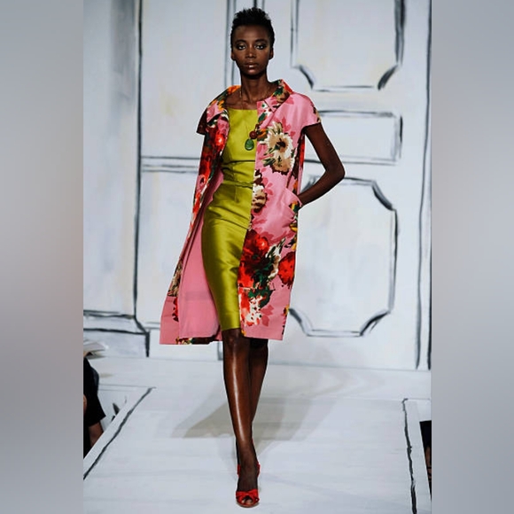 *$4,900 OSCAR DE LA RENTA ADOREABLE BEAUTIFUL SILK FLORAL RUNWAY DRESS US 4 - Picture 15 of 16